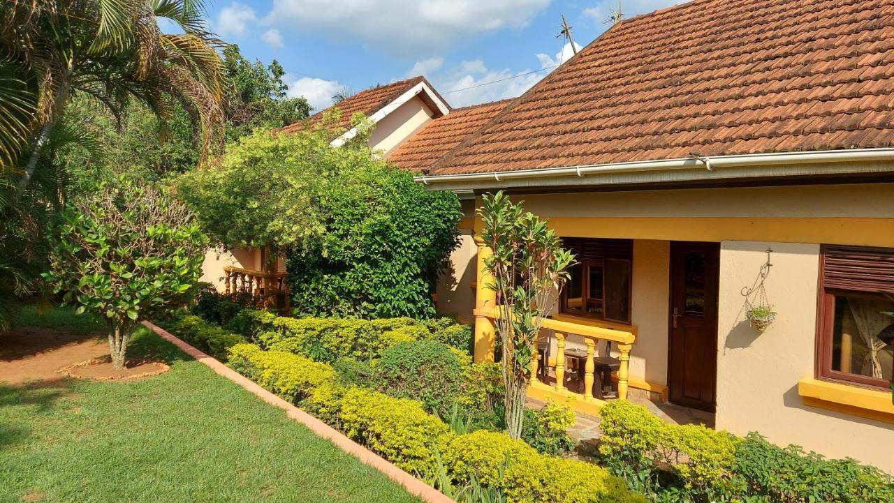 Keelan Ace Villas Kampala Extérieur photo