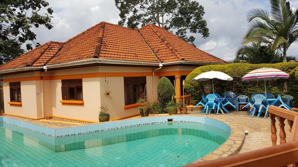 Keelan Ace Villas Kampala Extérieur photo